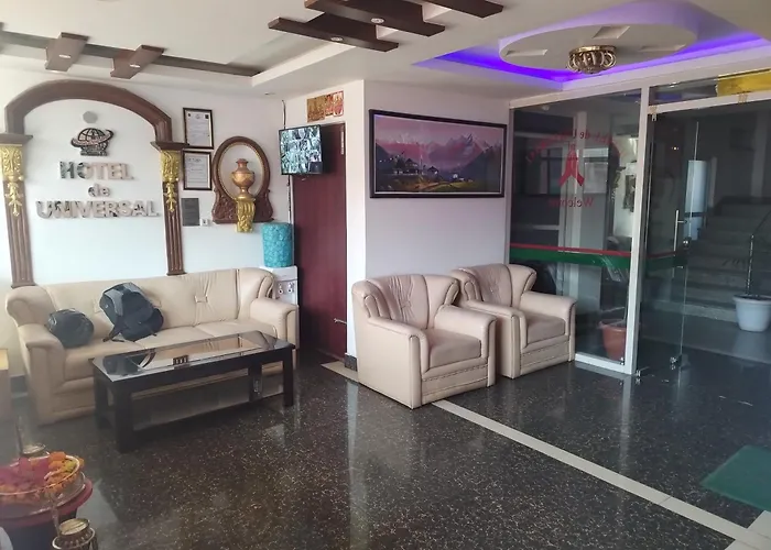 Hotel De Universal 3*