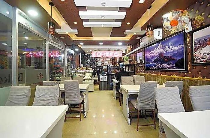 De Universal Hotel 3*